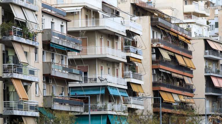 &quot;Σπίτι μου 2&quot;: Δείτε πώς θα αποκτήσουν πρώτη κατοικία 20.000 νοικοκυριά - Τα &quot;SOS&quot; για τους δικαιούχους με παραδείγματα