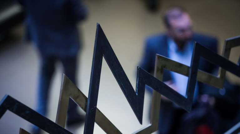 Πράσινο φως από την Κομισιόν στο αίτημα της Ελλάδας για πληρωμή 2,3 δισ. ευρώ σε δάνεια