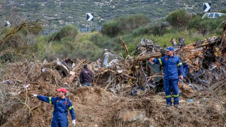 Τέμπη: Διευθυντές του ΟΣΕ μαζί με συμμορίες Ρομά έκλεβαν τους σιδηρόδρομους- Είχαν εξαφανίσει τα καλώδια