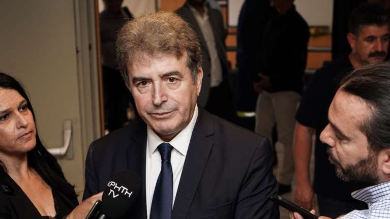 Χρυσοχοΐδης: Εξαιρετική η δουλειά που γίνεται από την αστυνομία