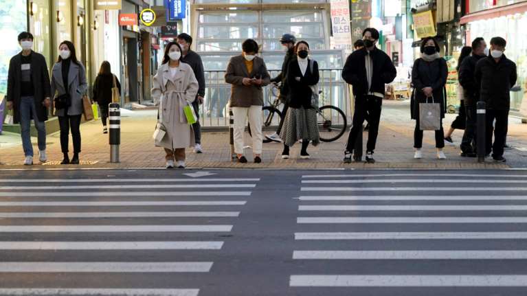 Βουτιά 92% στις πωλήσεις αυτοκινήτων στην Κίνα λόγω κοροναϊού