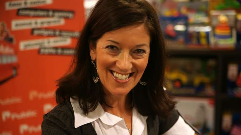 Βικτόρια Χίσλοπ: Μακάρι να είχαμε στη Βρετανία έναν Τσιόδρα! Θα τον βλέπετε σαν θεό του Ολύμπου