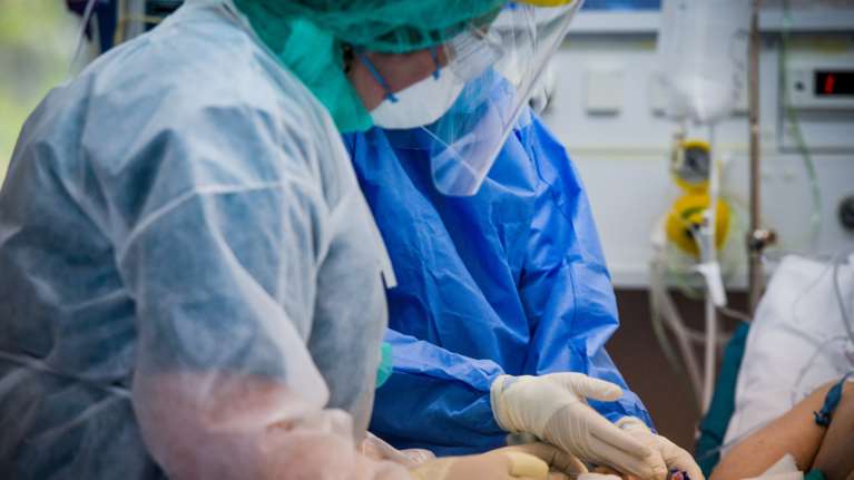 Βρετανία: H ελληνική εταιρεία Novoville στη μάχη κατά των επιπτώσεων του κορονοϊού