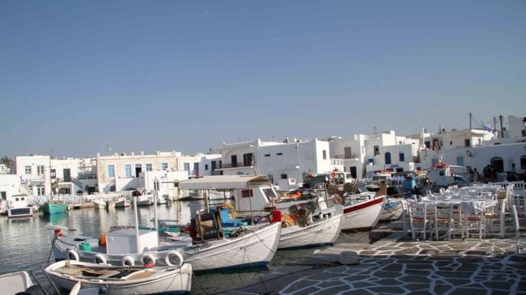 Η Πάρος ετοιμάζεται να υποδεχθεί τους τουρίστες - Οι δράσεις για την προστασία της υγείας