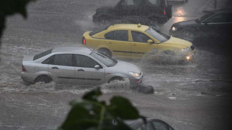 Έκτακτο δελτίο της ΕΜΥ: Κακοκαιρία εξπρές, άστατος καιρός με καταιγίδες και χαλάζι - Ποιες περιοχές θα πλήξει