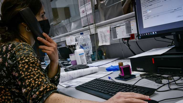 Η εφορία κάνει φύλλο και φτερό καταθέσεις, επενδύσεις, κάρτες, θυρίδες και ηλεκτρονικά πορτοφόλια - Αυτόματα τα στοιχεία