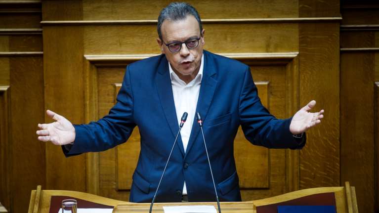 Σωκράτης Φάμελλος για επιστολική ψήφο: Η κυβέρνηση δυναμιτίζει τη συζήτηση του νομοσχεδίου