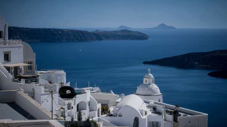 DW: Καλά νέα για τον τουρισμό  - Αυξάνονται καθημερινά οι κρατήσεις για Ελλάδα και Κύπρο