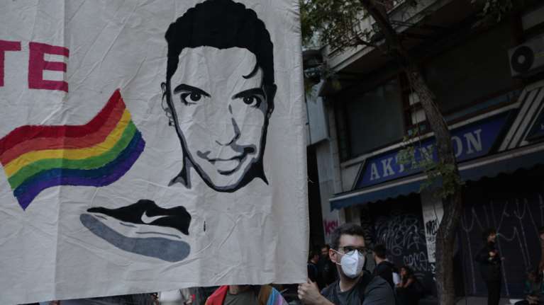 Συνεχίζεται η δίκη για τον θάνατο του Ζακ Κωστόπουλου - &quot;Δεν έχουν μετανοήσει για το έγκλημα&quot;, κατέθεσε η μητέρα του