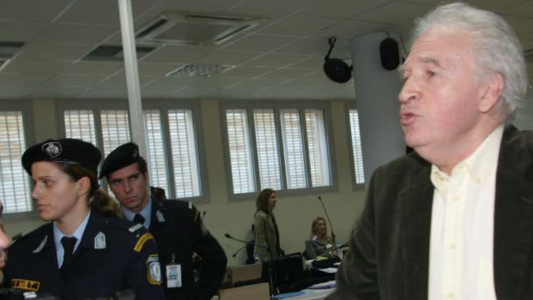 Αλέξανδρος Γιωτόπουλος: Γιατί δεν έγινε γνωστή η πρώτη άδεια του "Λάμπρου" της "17 Νοέμβρη" - Εξηγήσεις ζητά ο Μπακογιάννης