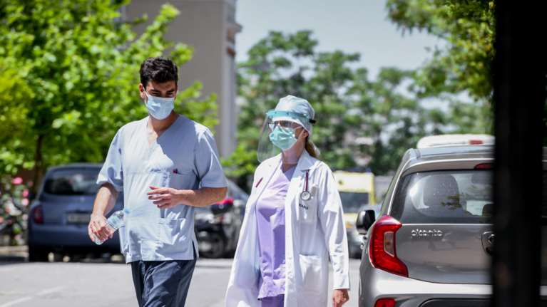 Κορονοϊός: Τέσσερα νέα κρούσματα το τελευταίο 24ωρο, κανένας θάνατος, 13 διασωληνωμένοι