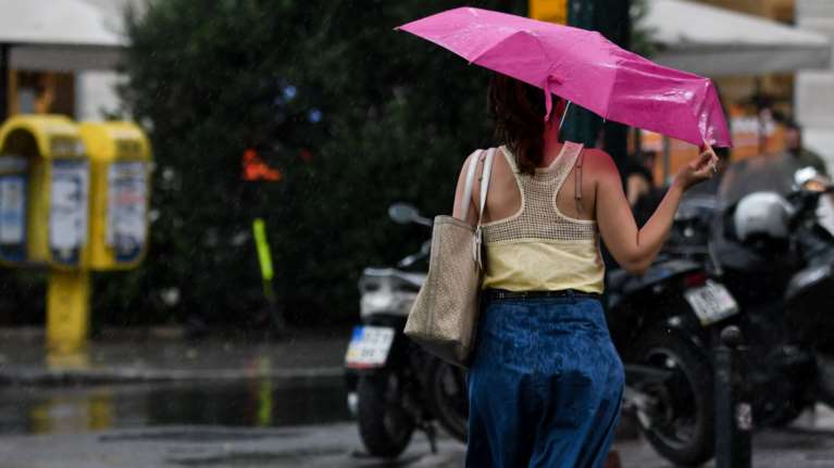 Εκτακτο δελτίο της ΕΜΥ: Βροχές, χαλάζι και μεγάλη πτώση της θερμοκρασίας