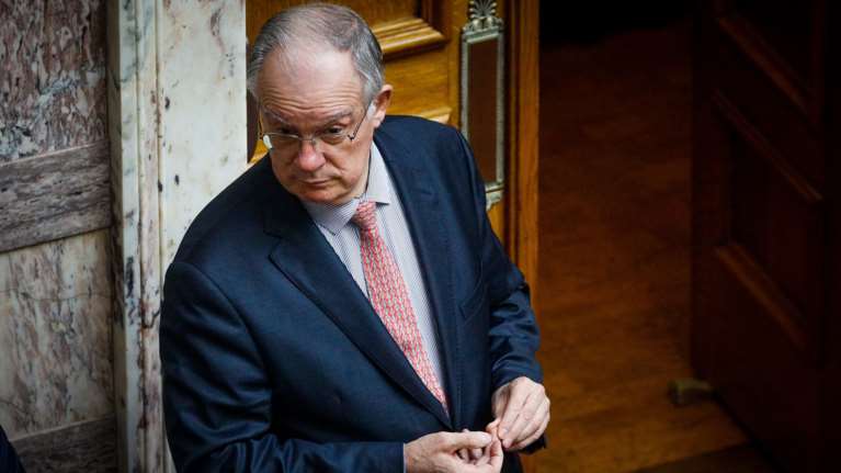 Κυκλοφόρησε στη Βουλή fake επιστολή Τασούλα που έταζε επιχορηγήσεις - &quot;Τσίμπησαν&quot; τρεις βουλευτές