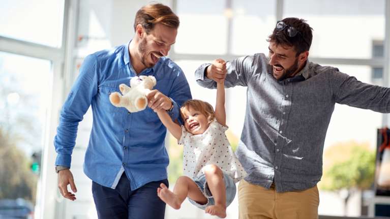 ΚΕΦΙΜ: Δεν υπάρχουν διαφορές ανάμεσα στα παιδιά που μεγαλώνουν από ομόφυλα ζευγάρια και τα υπόλοιπα παιδιά