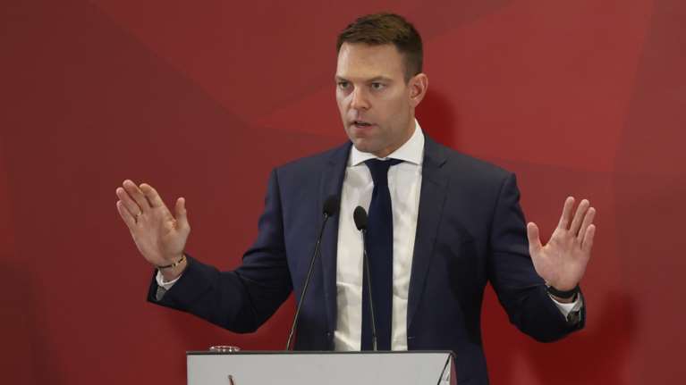 Ο Στέφανος Κασσελάκης παρουσίασε το κυβερνητικό σχέδιο του ΣΥΡΙΖΑ-ΠΣ για την Πολιτική Προστασία