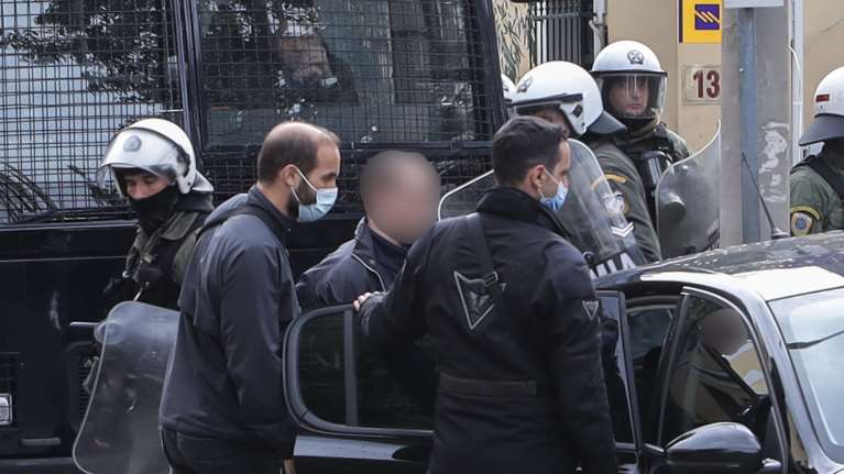 Αρχηγικό στέλεχος της οργάνωσης &quot;Χιλιάδες ήλιοι της νύχτας&quot; είναι ο εμπηστής της Real News- Συνελήφθη στα Προσφυγικά