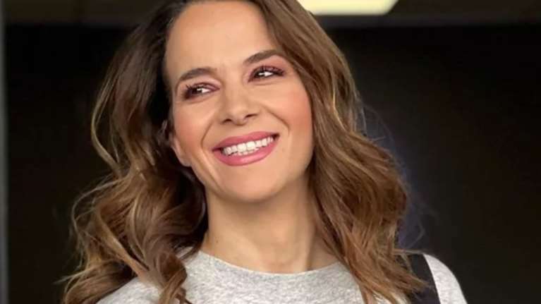 Ελιάνα Χρυσικοπούλου για Ελένη Μενεγάκη: Νομίζω δε θέλει καμία σχέση με τα τηλεοπτικά - Μιλάμε πολύ τυπικά και λίγο