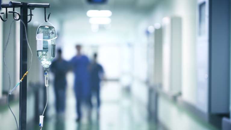 Νέος εφιάλτης: Γιατί οι ενδονοσοκομειακές λοιμώξεις είναι ο μεγάλος φόβος μετά τον Covid - Συναγερμός για τον Candida Auris