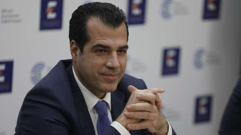 Πλεύρης: &quot;Θα εισηγηθώ να γίνει απευθείας αυτόφωρο αδίκημα ο όρος &quot;μπάτσος&quot;