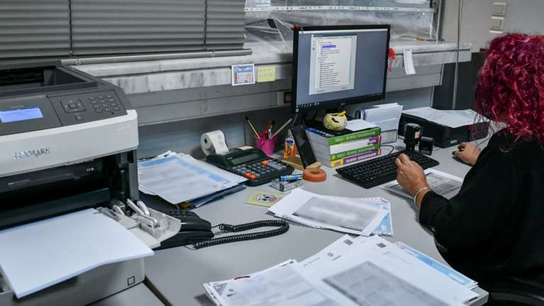 Εφορία: Αυτό είναι το σχέδιο για να πληρώσουν επιτέλους και οι &quot;εξαφανισμένοι&quot; ελεύθεροι επαγγελματίες