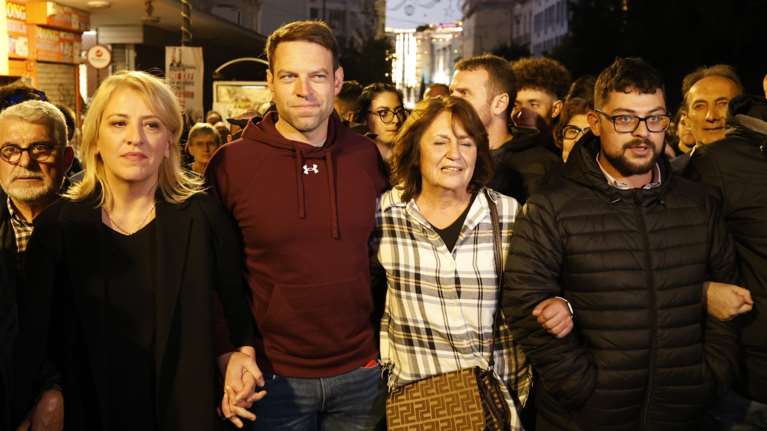 Πολυτεχνείο: Πήγε στην πορεία τελικά ο Κασσελάκης αλλά μόνο για... 200 μέτρα - Στην πρεσβεία δεν έφθασε ποτέ