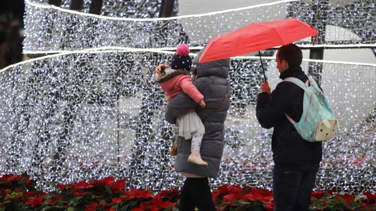 Καιρός: Ισχυρές βροχές και καταιγίδες σήμερα - Έρχεται ψυχρή εισβολή με χιόνια από το Σάββατο