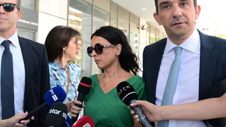 Δίκη Φιλιππίδη: Η μία από τις δύο καταγγέλλουσες μιλά πρώτη φορά - "Αισθάνομαι δικαιωμένη και ανακουφισμένη"