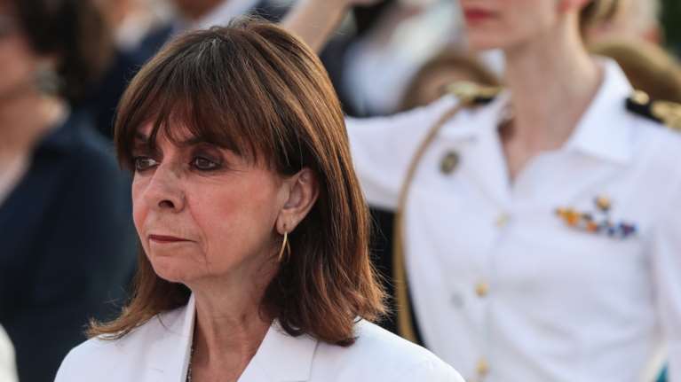 Παρέμβαση Σακελλαροπούλου για τις παρακολουθήσεις: Ζητά άμεση και πλήρη διαλεύκανση της υπόθεσης