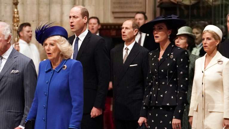 Και οι royals κάνουν λάθη: Η απροσεξία των υπαλλήλων του παλατιού - Σε ποιον άλλαξαν ιδιότητα