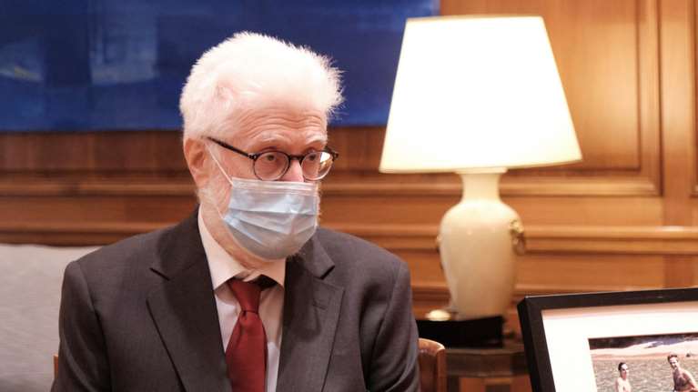 Πριν το lockdown τα Γιάννενα: Να εξορθολογιστεί η διαδικασία διακομιδών από την Αλβανία, ζητά ο Δήμαρχος