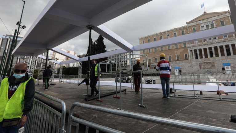 Επέτειος 25ης Μαρτίου: Πυρετός εργασιών στο Σύνταγμα- Αμερικανικά F-16 και γαλλικά Rafale στον ουρανό της Αθήνας