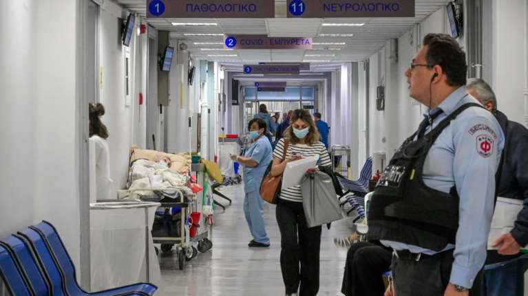 Ρέθυμνο: Ο ηλικιωμένος που σκότωσε τη σύζυγό του και αυτοκτόνησε είχε αφήσει σημείωμα - Δεν άντεχε να τη βλέπει να ταλαιπωρείται