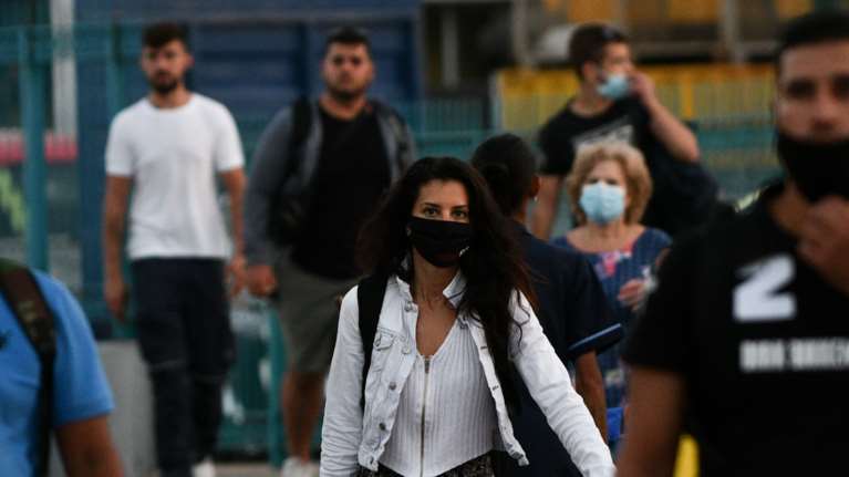 Κορονοϊός: Δεν αποκλείουν νέο lockdown και οι λοιμωξιολόγοι - Στο κόκκινο η Αττική - Φόβοι για νέα μέτρα