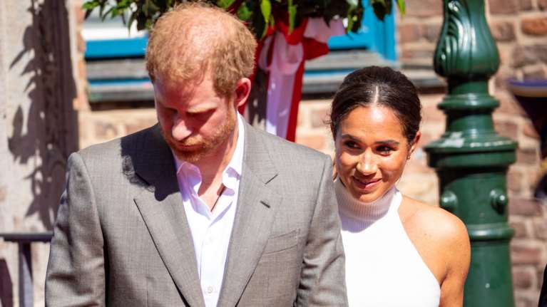 Μεταμόσχευση μαλλιών, λεύκανση δοντιών και θεραπείες προσώπου: Τα άλλαξε όλα ο πρίγκιπας Χάρι