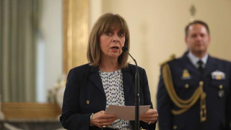 Τηλεφωνική επικοινωνία Σακελλαροπούλου με τον Στέφανο Κασσελάκη - Τον συνεχάρη για τη νίκη του