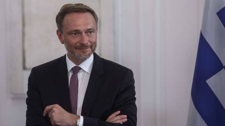 Γερμανία: Ο Κρίστιαν Λίντνερ παρέσυρε και σκότωσε ένα μικρό σκυλί