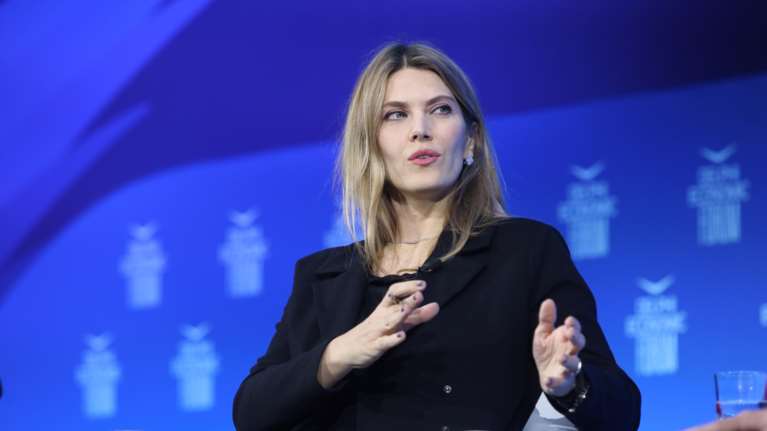 Πώς θα βγάλει το "βραχιολάκι" η Εύα Καϊλή: Οι προϋποθέσεις για την απελευθέρωση της