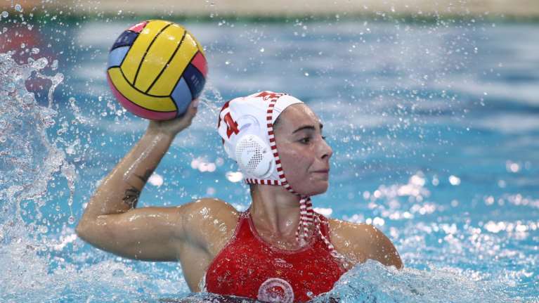 Πόλο: Στον τελικό του Champions League ο Ολυμπιακός, νίκησε 16-12 τη Ματαρό με 7 γκολ της Νικόλ Ελευθεριάδου