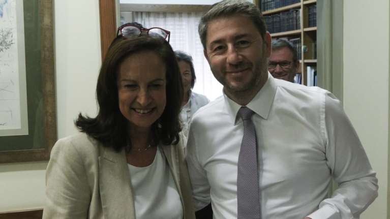 Σενάριο για Διαμαντοπούλου στην Προεδρία της Δημοκρατίας με πρόταση Ανδρουλάκη - Στο τραπέζι και εισηγήσεις για Βενιζέλο