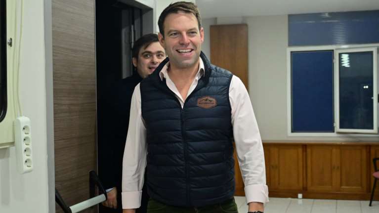 Στέφανος Κασσελάκης: Το Σάββατο ανακοινώνει το νέο κόμμα και το όνομά του