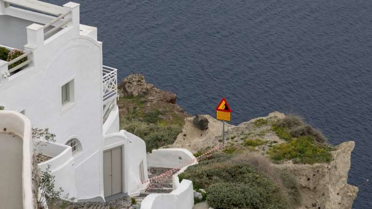 Νέος σεισμός 5 Ρίχτερ ταρακούνησε Σαντορίνη και Αμοργό: Ο ισχυρότερος μετά το 5,2 πριν από 4 μέρες - Αισθητός και στην Αττική