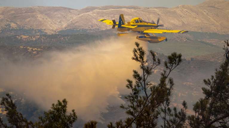 Φωτιά στην Αλεξανδρούπολη: Εκκενώθηκαν Νίψα, Πεύκα και Αετοχώρι - Νέο μήνυμα από το 112