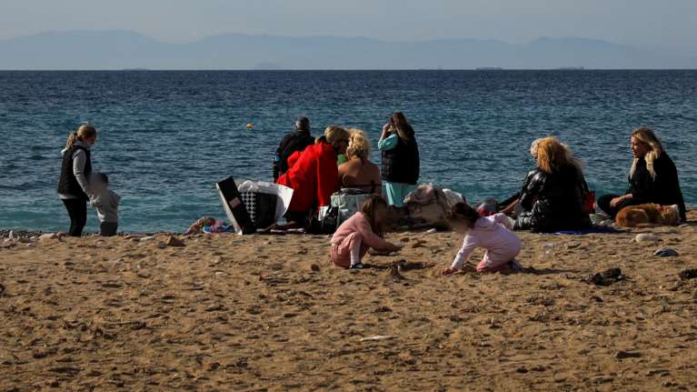 Meteo: Έρχεται... καλοκαιρινό Σαββατοκύριακο με 25 βαθμούς Κελσίου