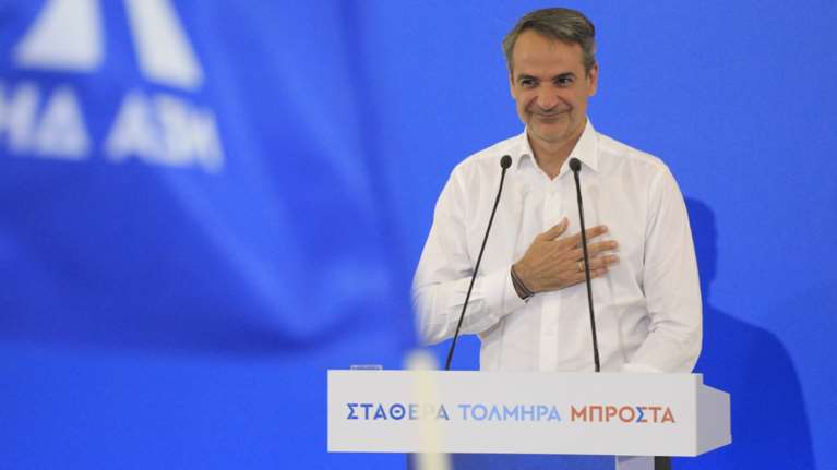 Μητσοτάκης: Ο Τσίπρας είναι διχαστικός και επικίνδυνος - Οι πολίτες μπορεί να ψηφίσουν ΠΑΣΟΚ και να τον δουν πρωθυπουργό