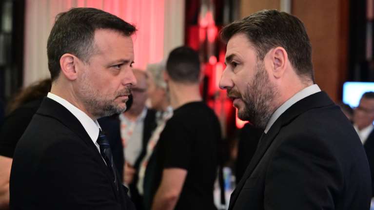 Τι &quot;ψηφίζει&quot; η ΝΔ στις εκλογές του ΠΑΣΟΚ: &quot;Τον Ανδρουλάκη τον ξέρουμε, ο Δούκας θα φτιάξει πράσινο ΣΥΡΙΖΑ&quot;