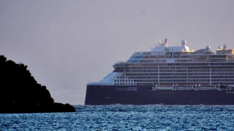 Κορονοϊός: Συναγερμός για 12 κρούσματα σε κρουαζιερόπλοιο με 1.000 επιβάτες - Ενημερώθηκε ο Χαρδαλιάς