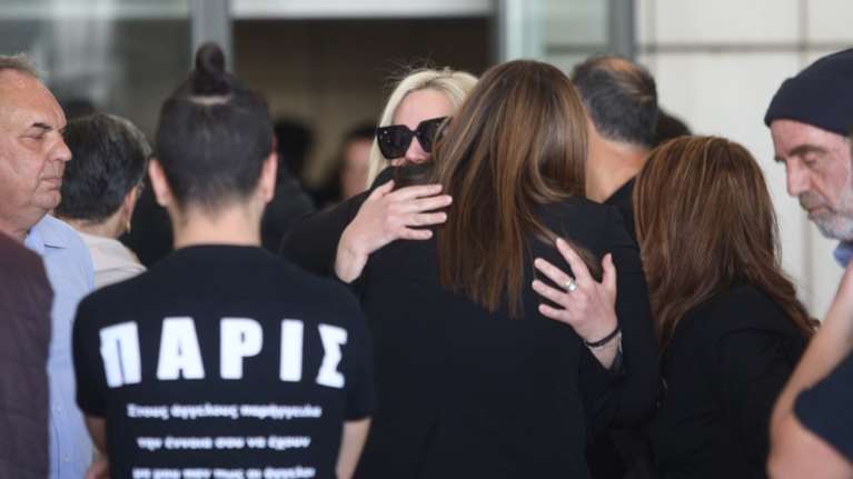 Οργή και απογοήτευση για τις ποινές χάδι στη δίκη για το Μάτι - Πώς εξηγείται η απόφαση των δικαστών, οι ποινικοί κώδικες του ΣΥΡΙΖΑ