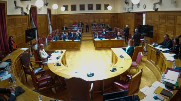 Τη Δευτέρα στην Προανακριτική ο Τριαντόπουλος - ΠΑΣΟΚ, ΣΥΡΙΖΑ και Νέα Αριστερά αποχώρησαν από την ψηφοφορία