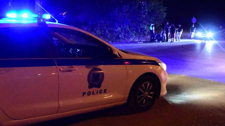 Κινηματογραφική καταδίωξη στο κέντρο της Αθήνας: Συνελήφθη 20χρονος οδηγός, επιχείρησε να παρασύρει αστυνομικούς