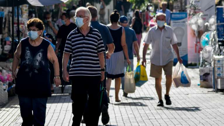 Κορονοϊός - Το επόμενο στάδιο μέτρων: Μάσκες παντού, λουκέτο στις 22:00 για τα μαγαζιά, &quot;ωράριο&quot; και SMS για τους άνω των 65